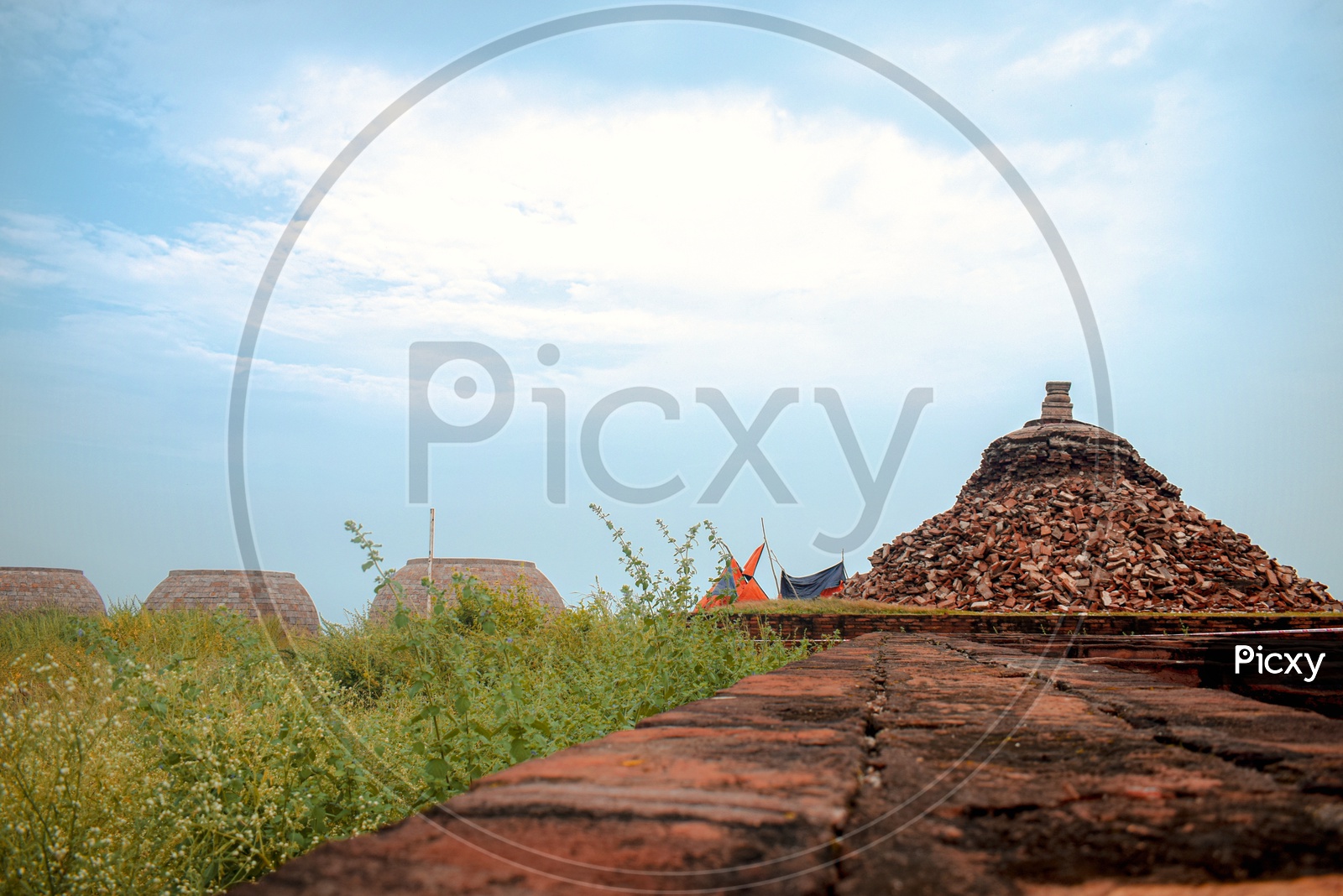 Historicsite Hindu temple Stupa Landscape Ruins Unesco world heritage site Architecture