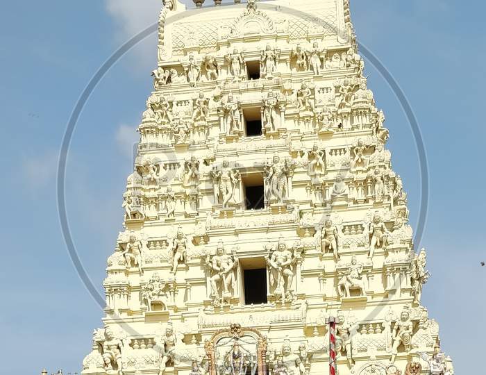 The architecture of Dwaraka Tirumala temple in Andhra Pradesh