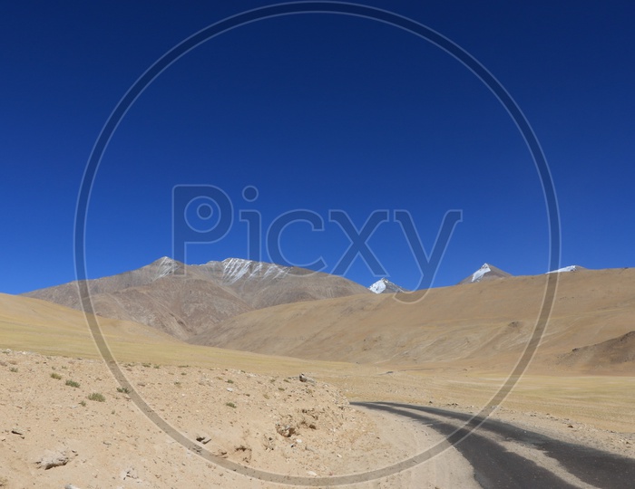 Landscapes of Leh - Snow capped Mountains