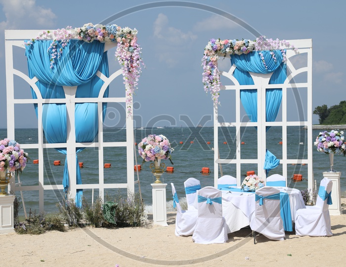 Destination Wedding Decoration frames With Fresh Flowers