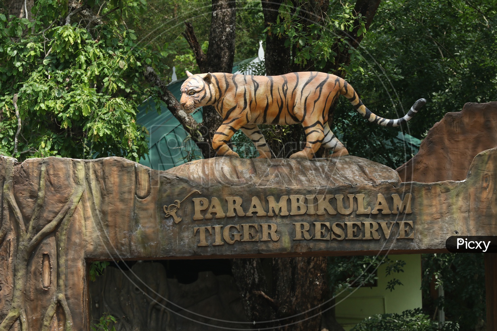 Entrance arch at Parambikulam Tiger Reserve