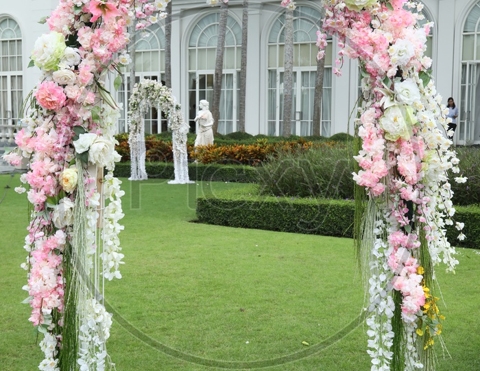Wedding Decoration Frames with Fresh Flowers
