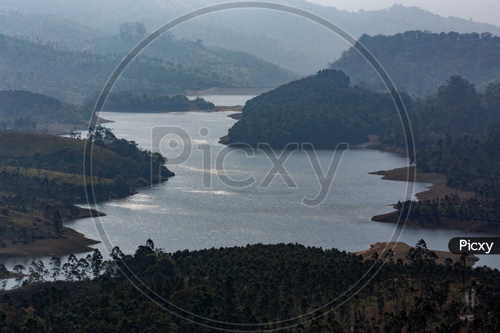 Landscapes of Munnar - Mountains & Rivers