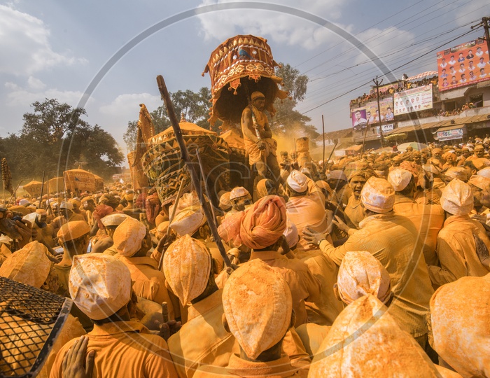 People Celebrating Shri Vittal Birdev Annual Yatra or Pattan Kodoli Festival