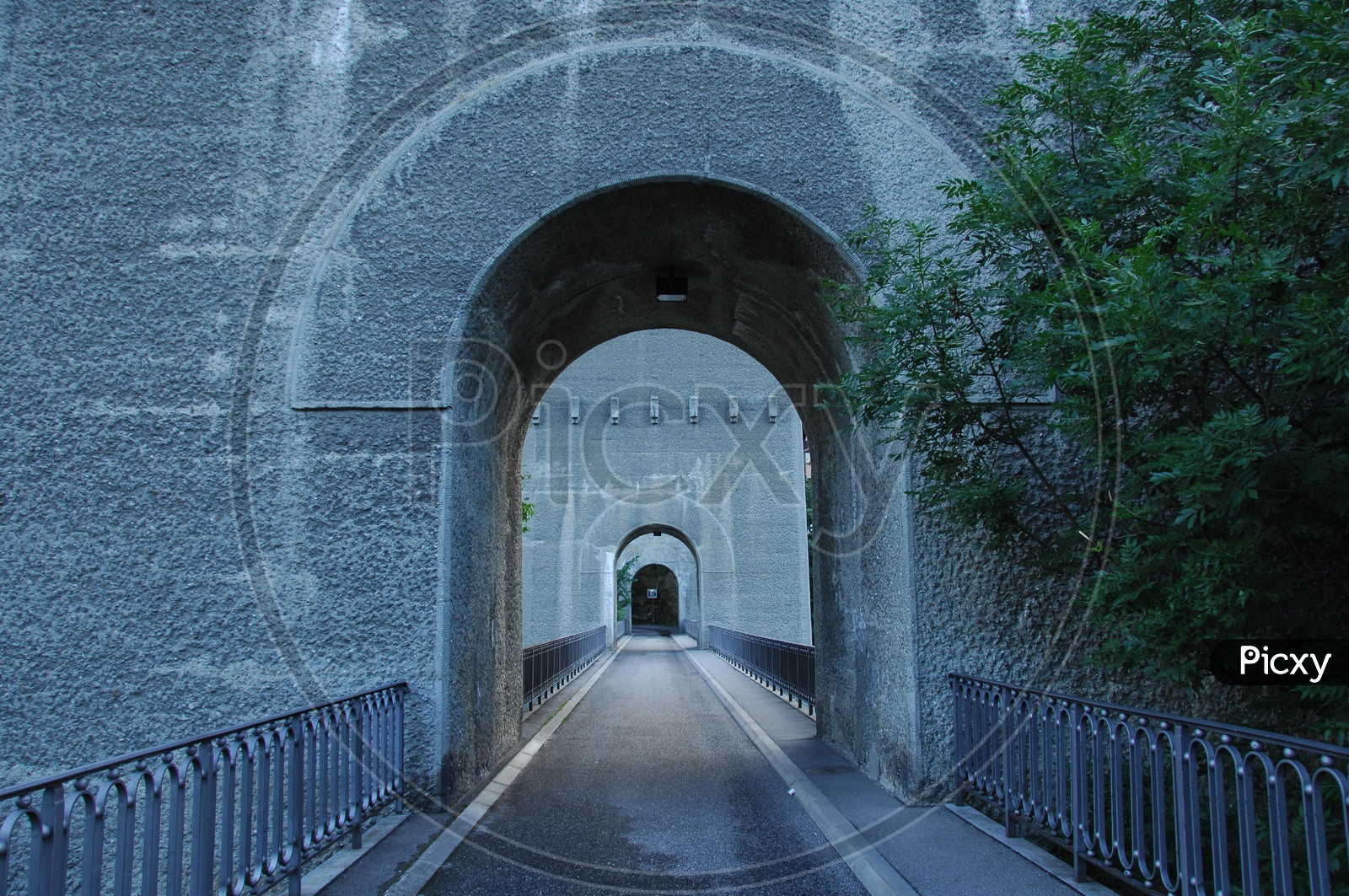 Arches entrances of the water bridge
