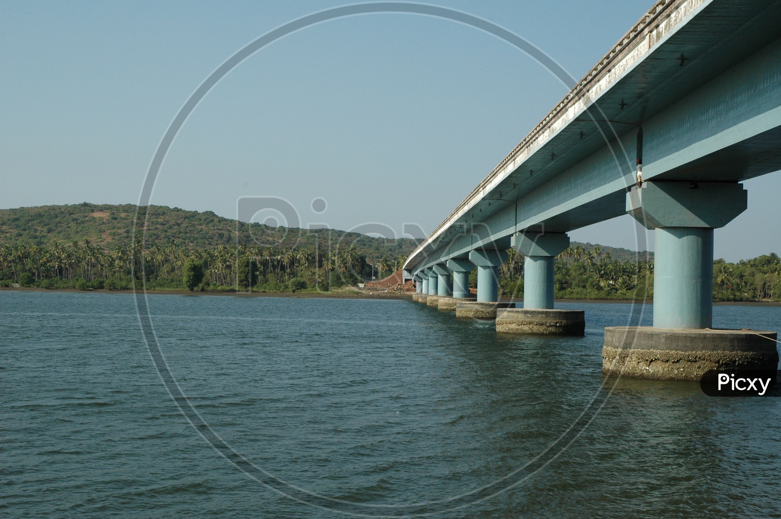Mandovi road bridge over the Mandovi river