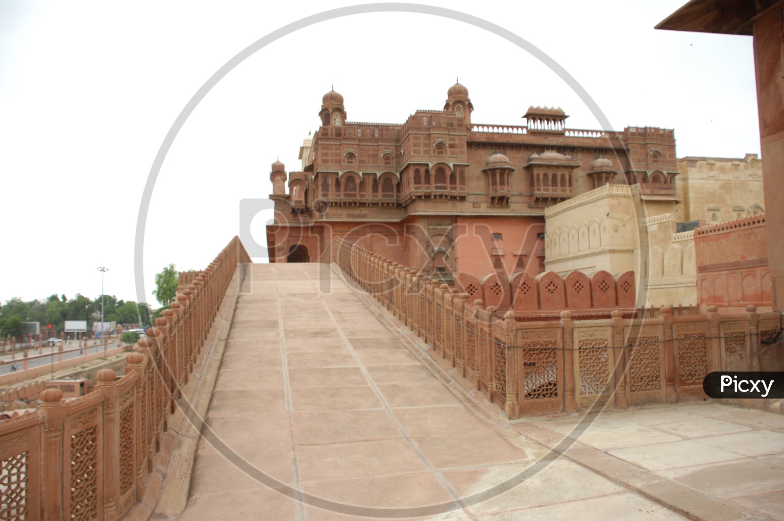 Low angle view of Junagarh fort architecture
