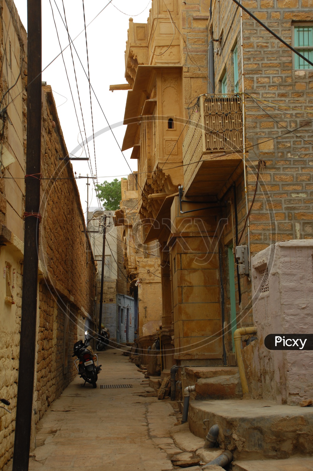 Streets of jaisalmer