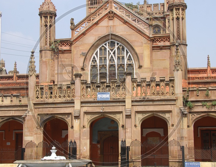 Architecture of Sampurnanand Sanskrit University
