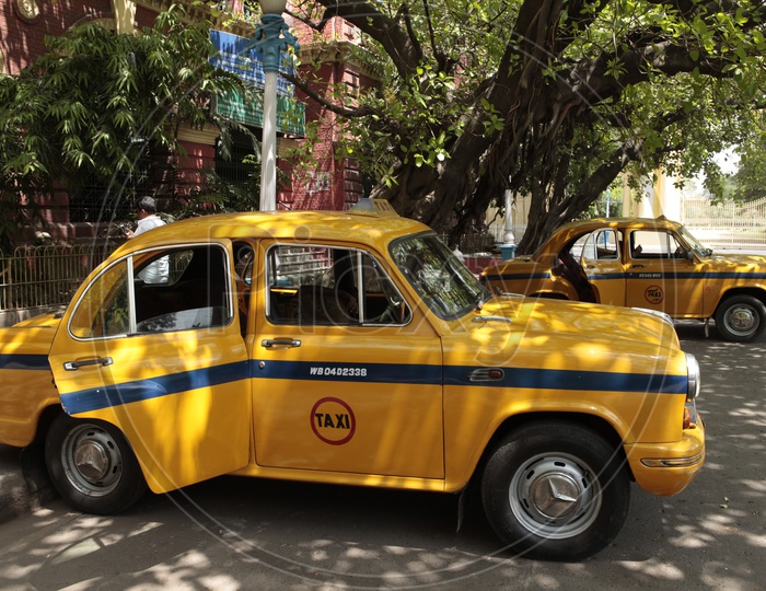 Yellow Coloured Taxis In West Bengal