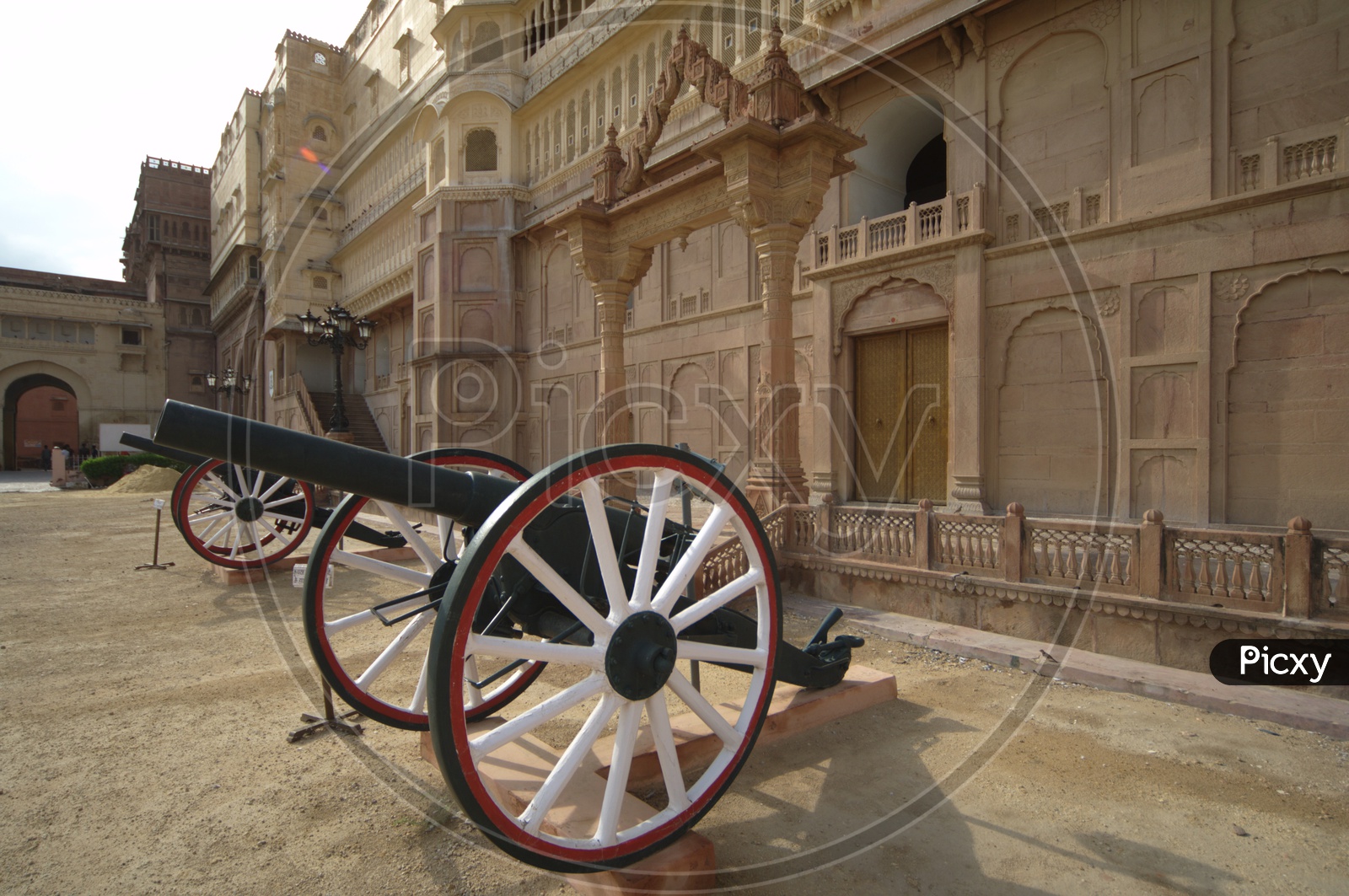Cannons at Junagarh fort