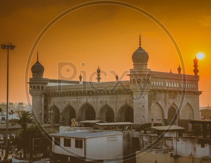Mecca Masjid during Sunset