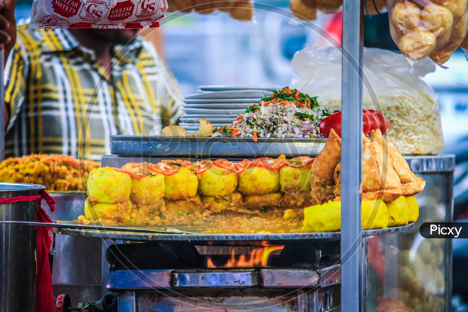 Chat and Pani Poori street food vendor