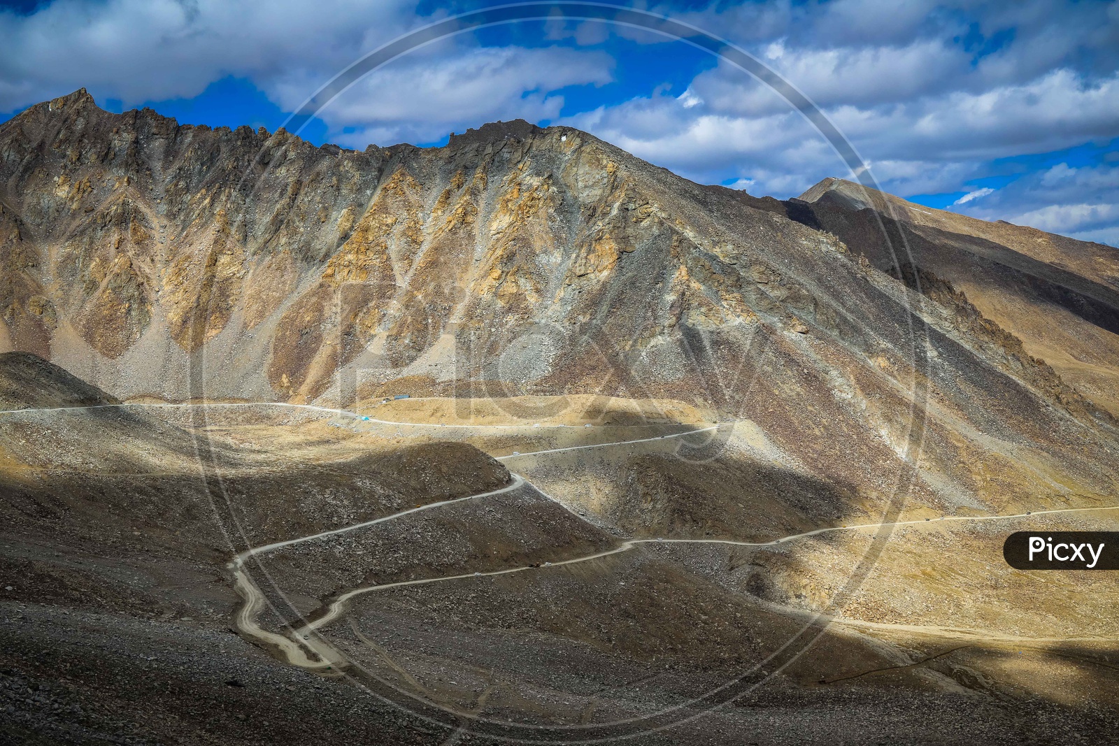 Landscape of a road pattern through the mountains