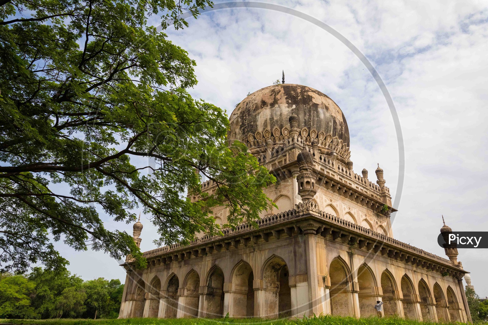 Architecture of Qutub Shahi Tombs
