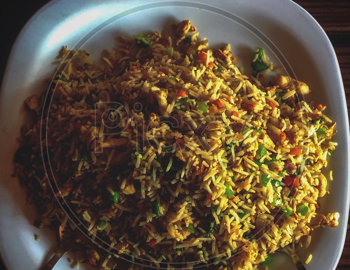 Image of Chicken Fried Rice in a Plate-MP284400-Picxy