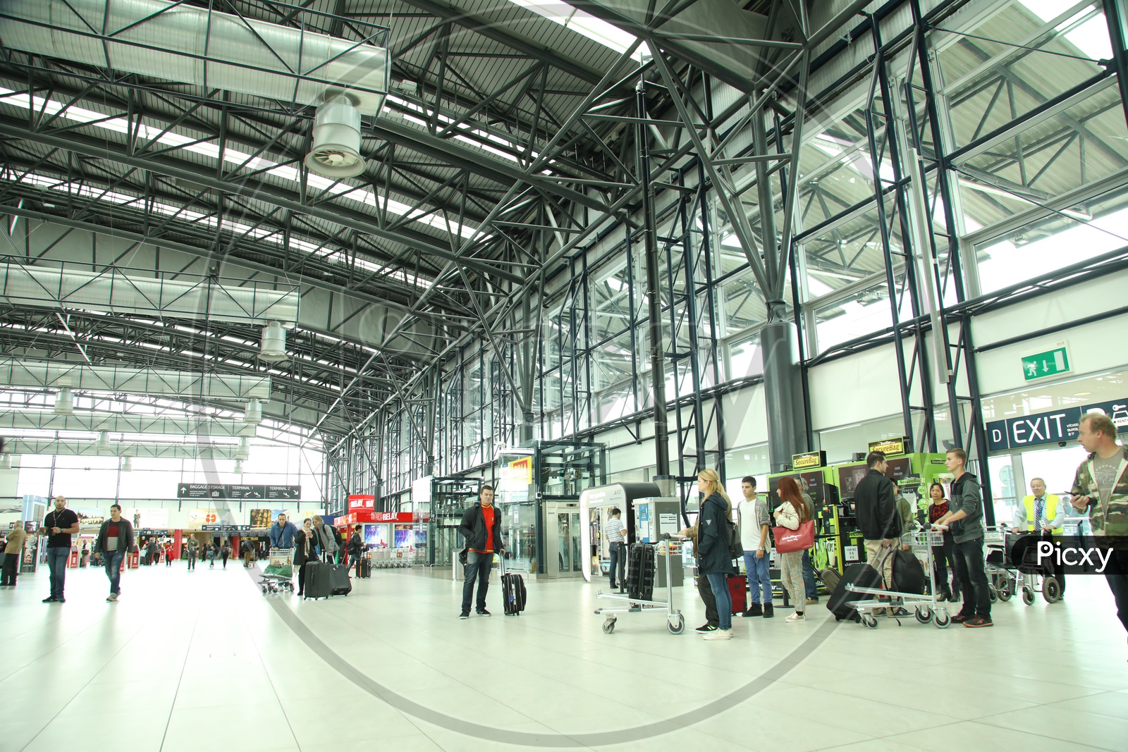 Vaclav Havel Airport With passenger travel Scenes