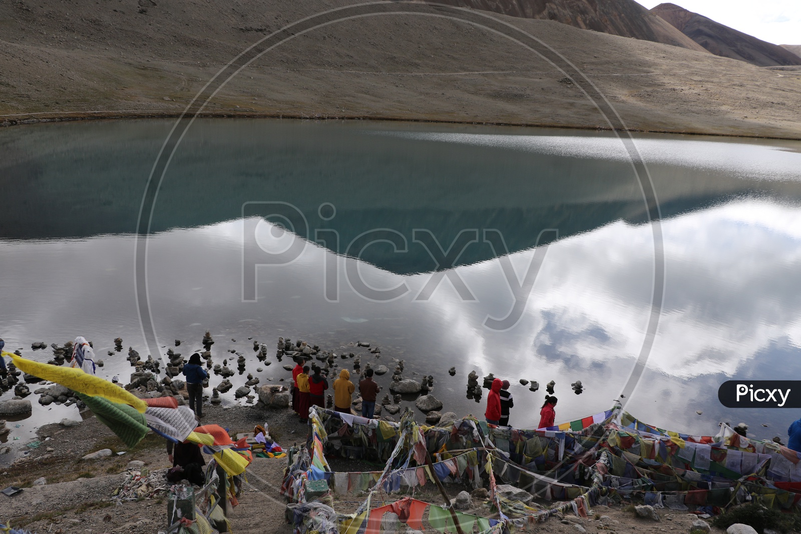 Tourists at Gurudongmar lake in Sikkim