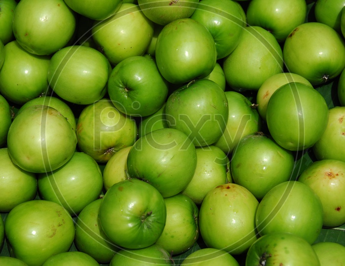 Photograph of Green Apples