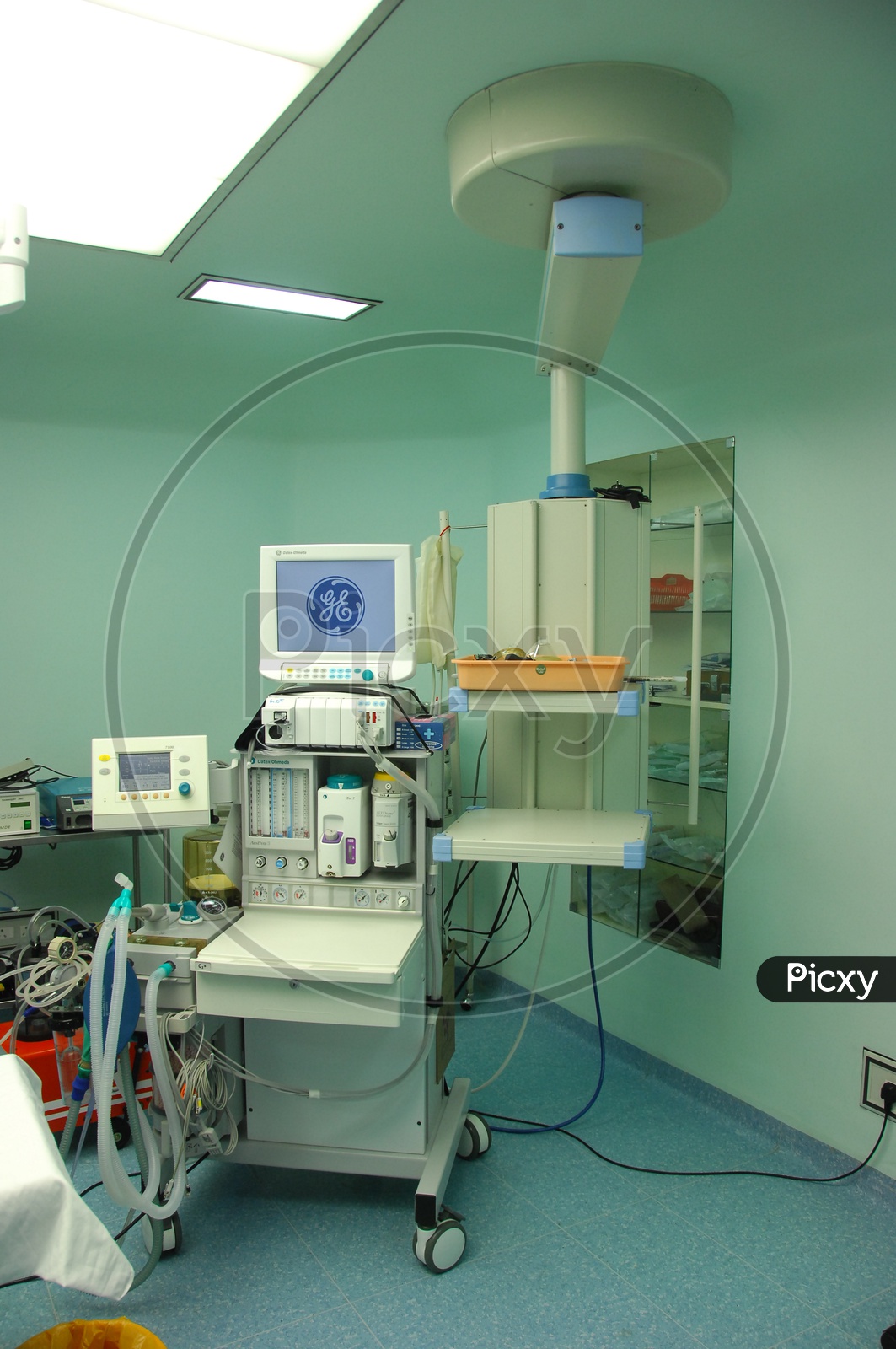 equipment and medical devices in Hospital