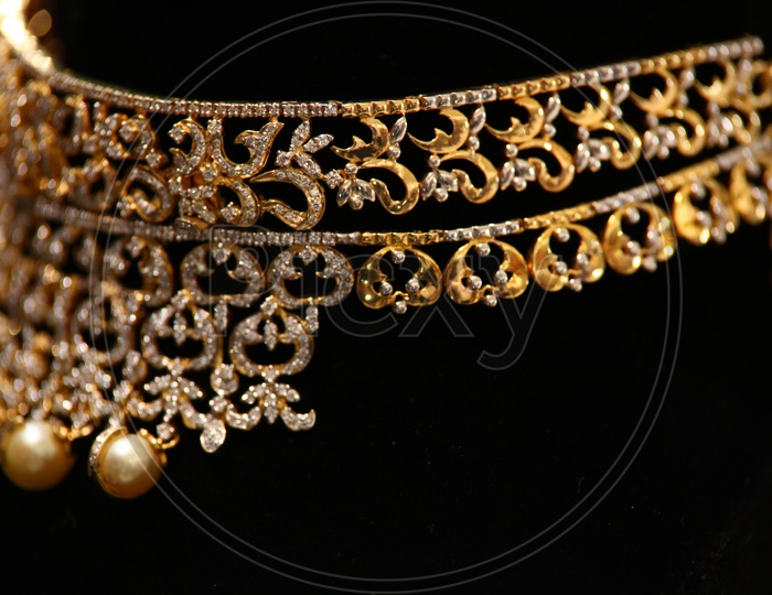 Bridal gold choker necklace with pearls - Women Accessories