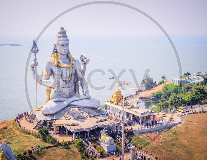 Murudeshwar Shiva Statue With Beach Backdrop
