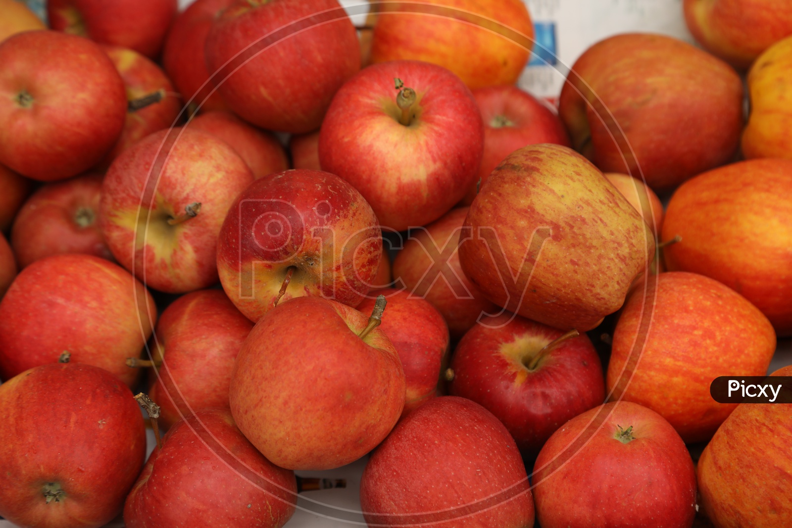 Apples In a  Supermarket Basket