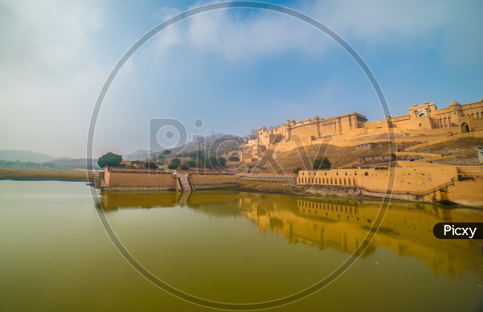 amer fort and reflection