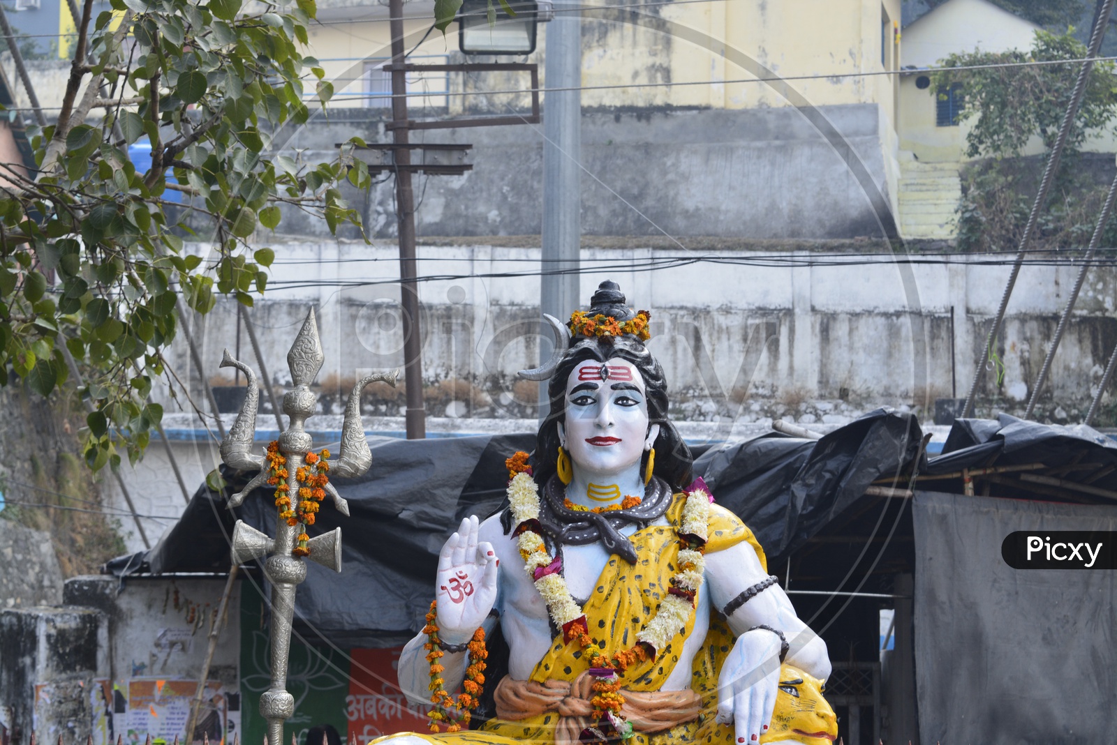 Hindu lord Shiva Statue