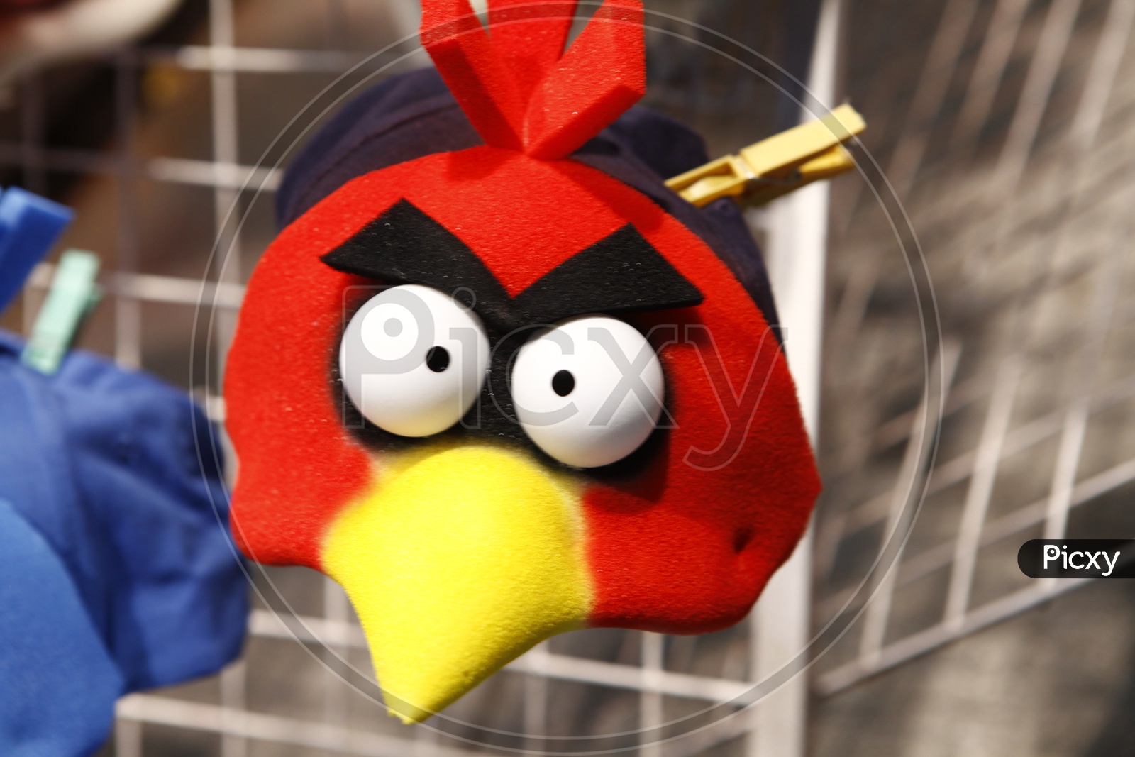 Angry bird featured mask