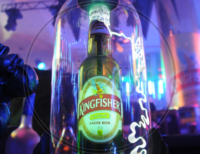 A kingfisher beer bottle