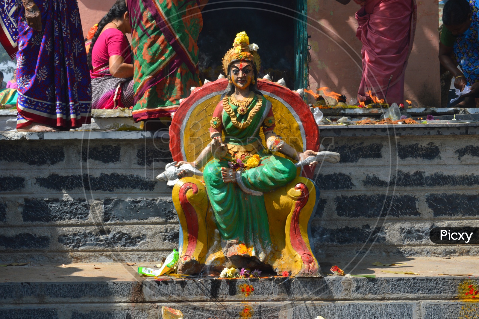Image of Goddess Bala tripura sundari at Kanya Theertam-UF686705-Picxy