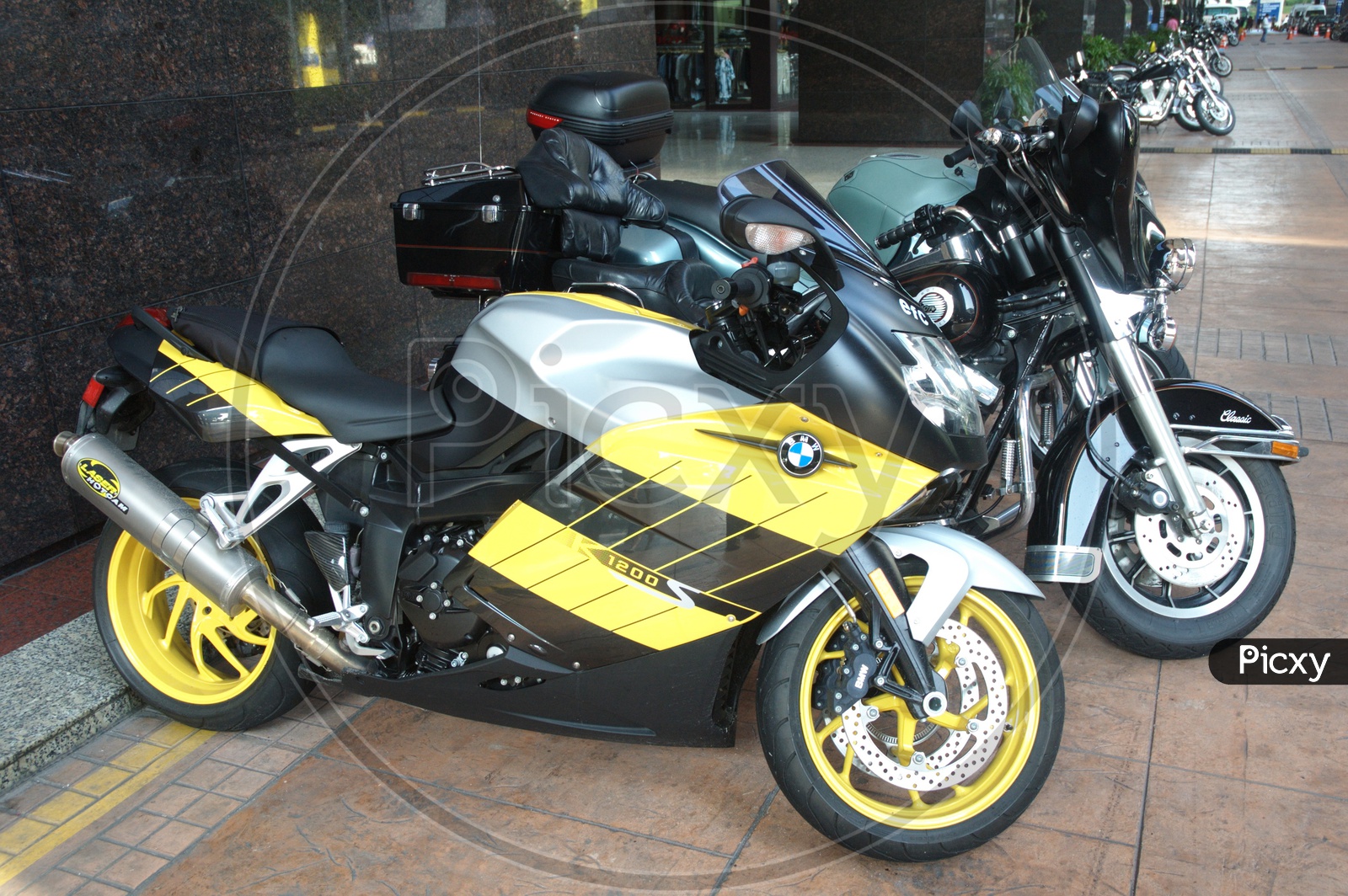 BMW Superbike Display