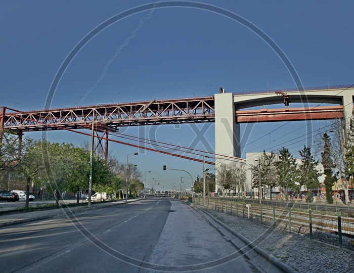Road under the 25 De Abril bridge