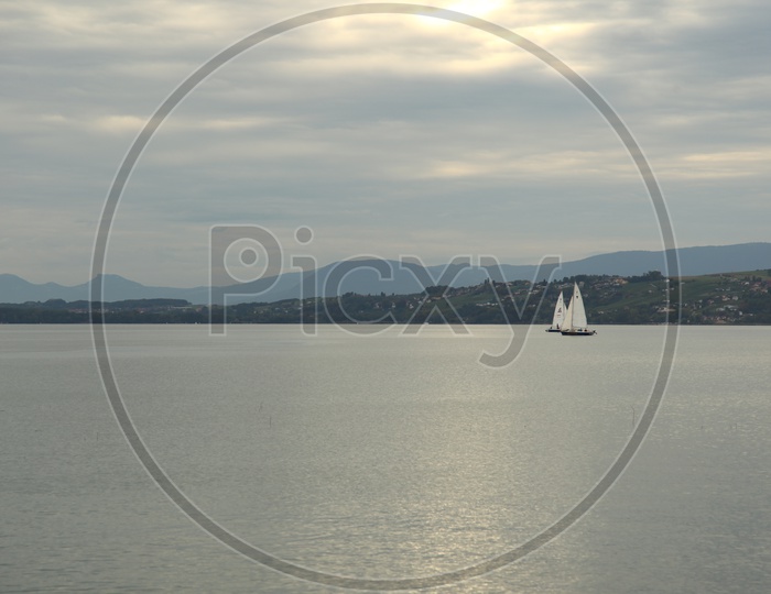 Sailing yacht on the lake