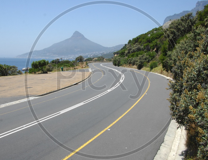 View of road curve of controlled access high way