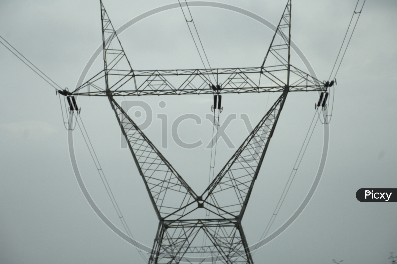 Image of Over head power transmission linesWW036274Picxy