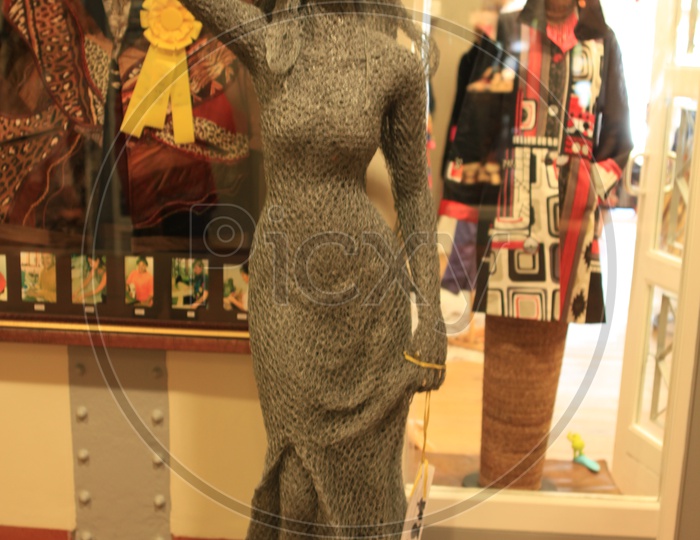A Woman's statue