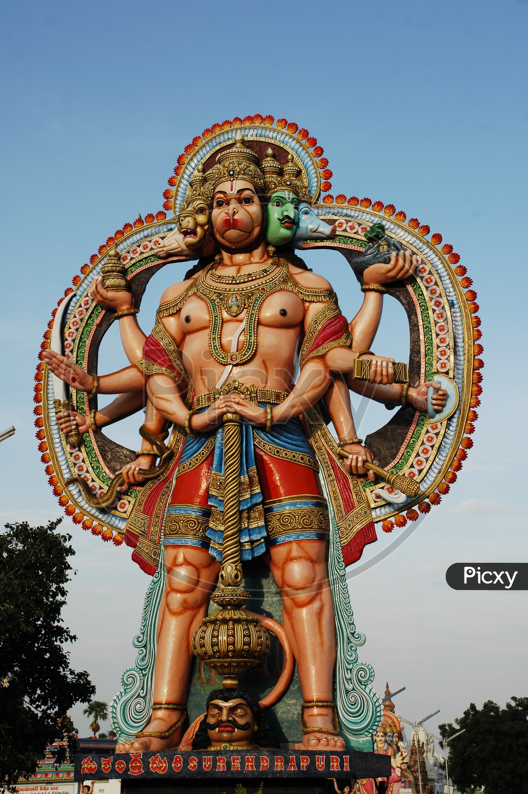 Image of Hindu God Lord Anjaneya Statue-UD955036-Picxy