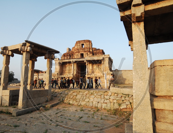 Tourists alongside the Vittala temple