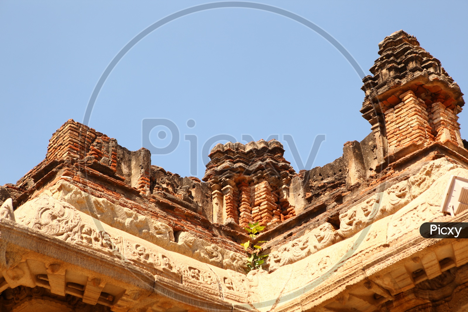 Historic architecture of hampi temples