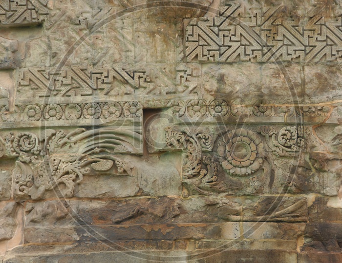 Carvings on the Dhamek Stupa