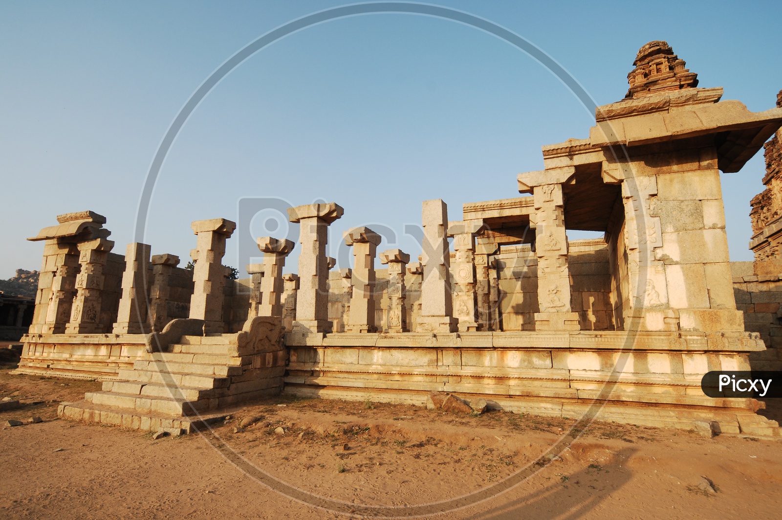 Stone pillar temple