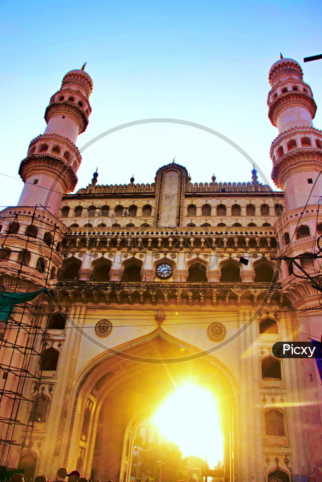 Charminar, The Pride of Hyderabad!
