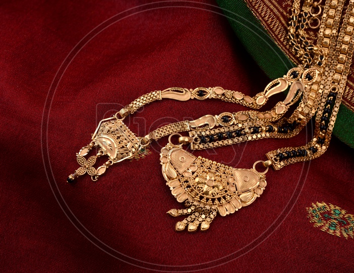 Indian Traditional Gold Jewellery