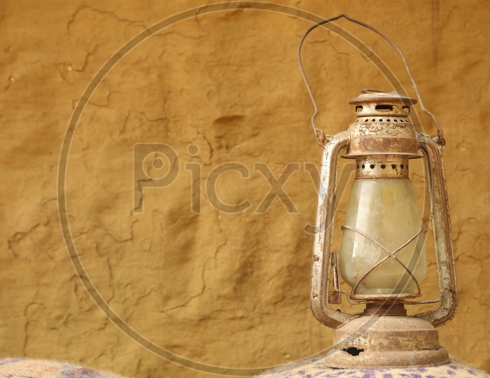 Old Lamp