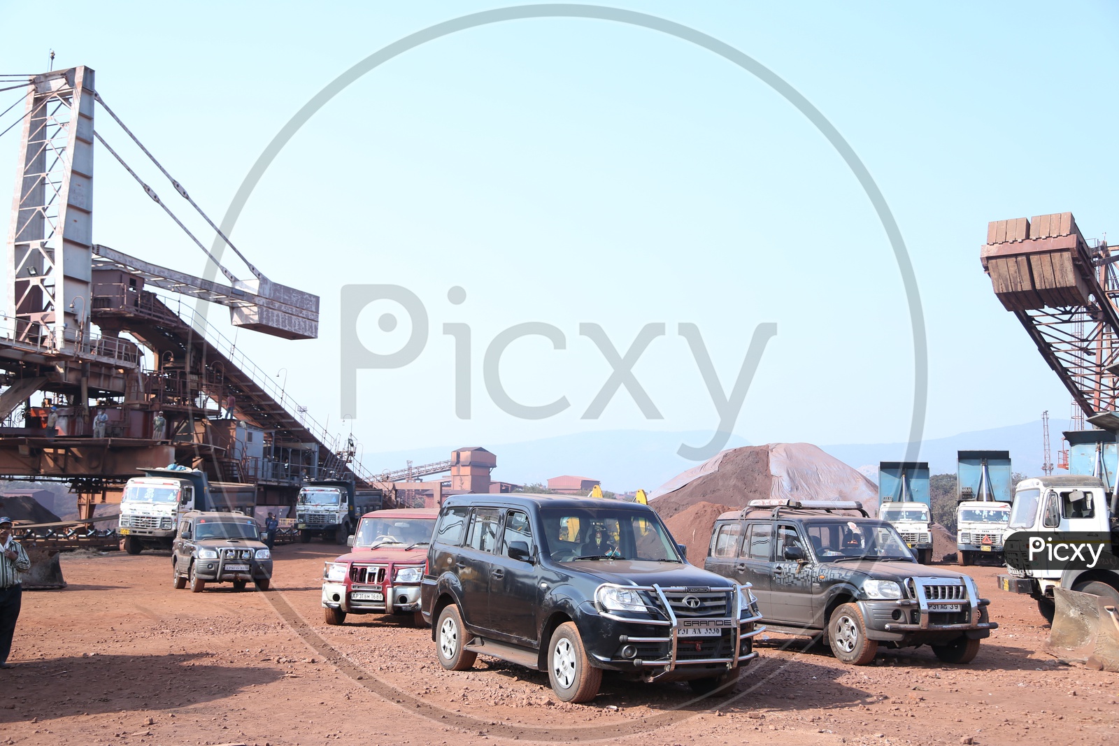 Xuv Cars In Mining Area