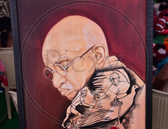 Mahatma Gandhi's photo frame of a drawing