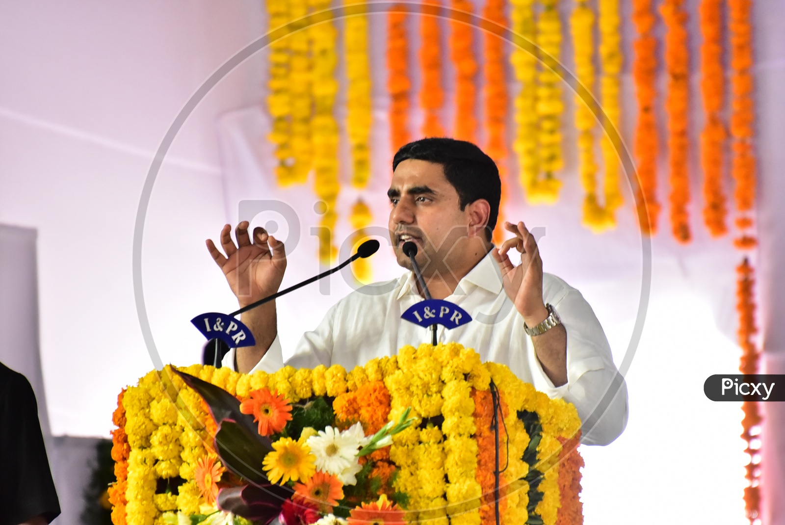 State Minister for Information Technology and Rural Development Nara Lokesh during the lauch of Swacch Andhra Mission