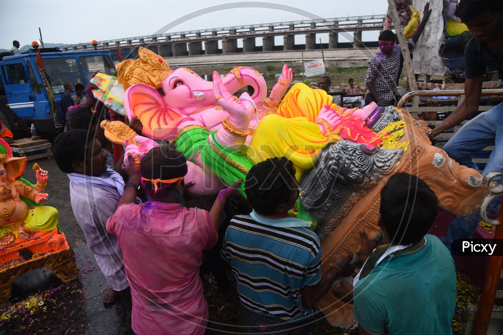 Men carrying the Ganesha Idol for the visarjan